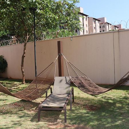 Flat Com Wifi, Piscina, Split E Estacionamento Apartment Ribeirao Preto Bagian luar foto