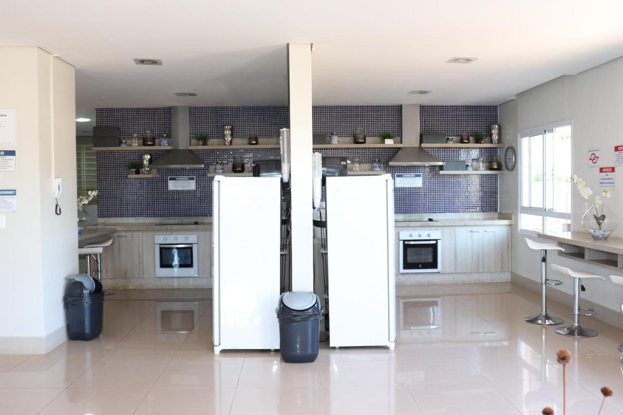 Flat Com Wifi, Piscina, Split E Estacionamento Apartment Ribeirao Preto Bagian luar foto