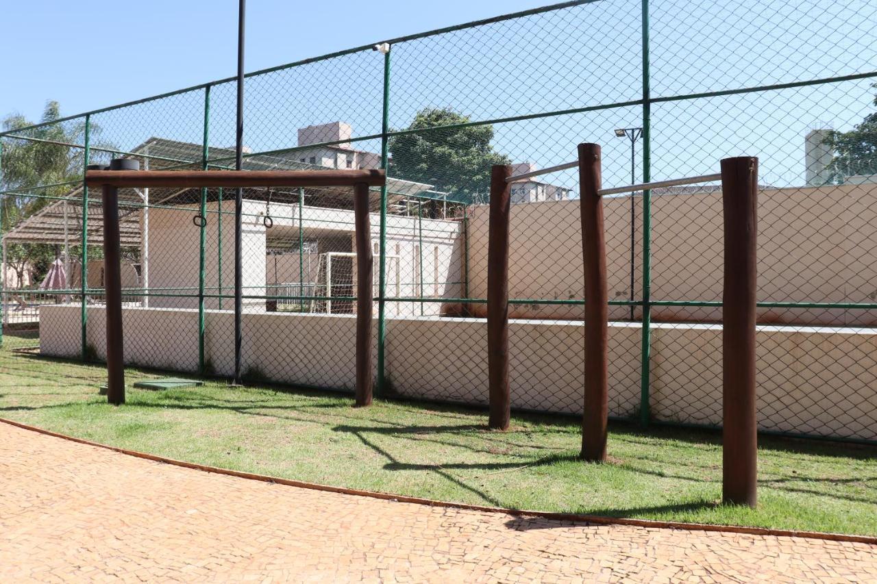 Flat Com Wifi, Piscina, Split E Estacionamento Apartment Ribeirao Preto Bagian luar foto